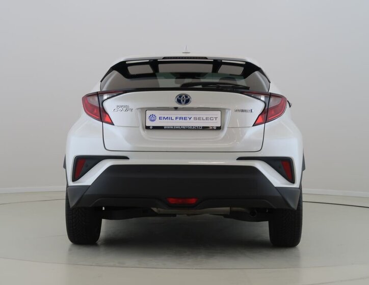 Toyota C-HR SUV 1,8 l 72 kw