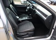 Volkswagen Passat 12