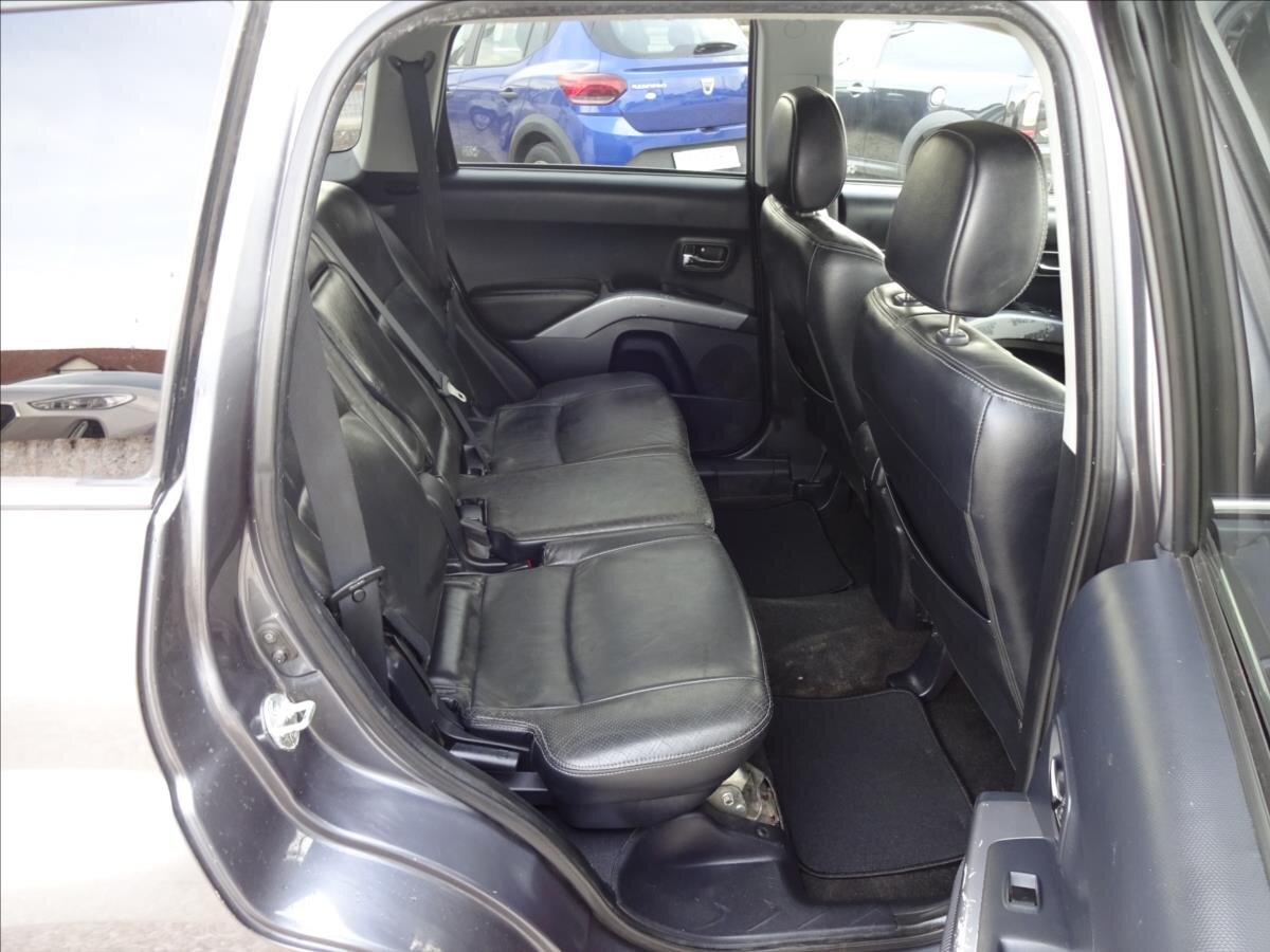 Peugeot 4007 Kombi 2,2 l 115 kw