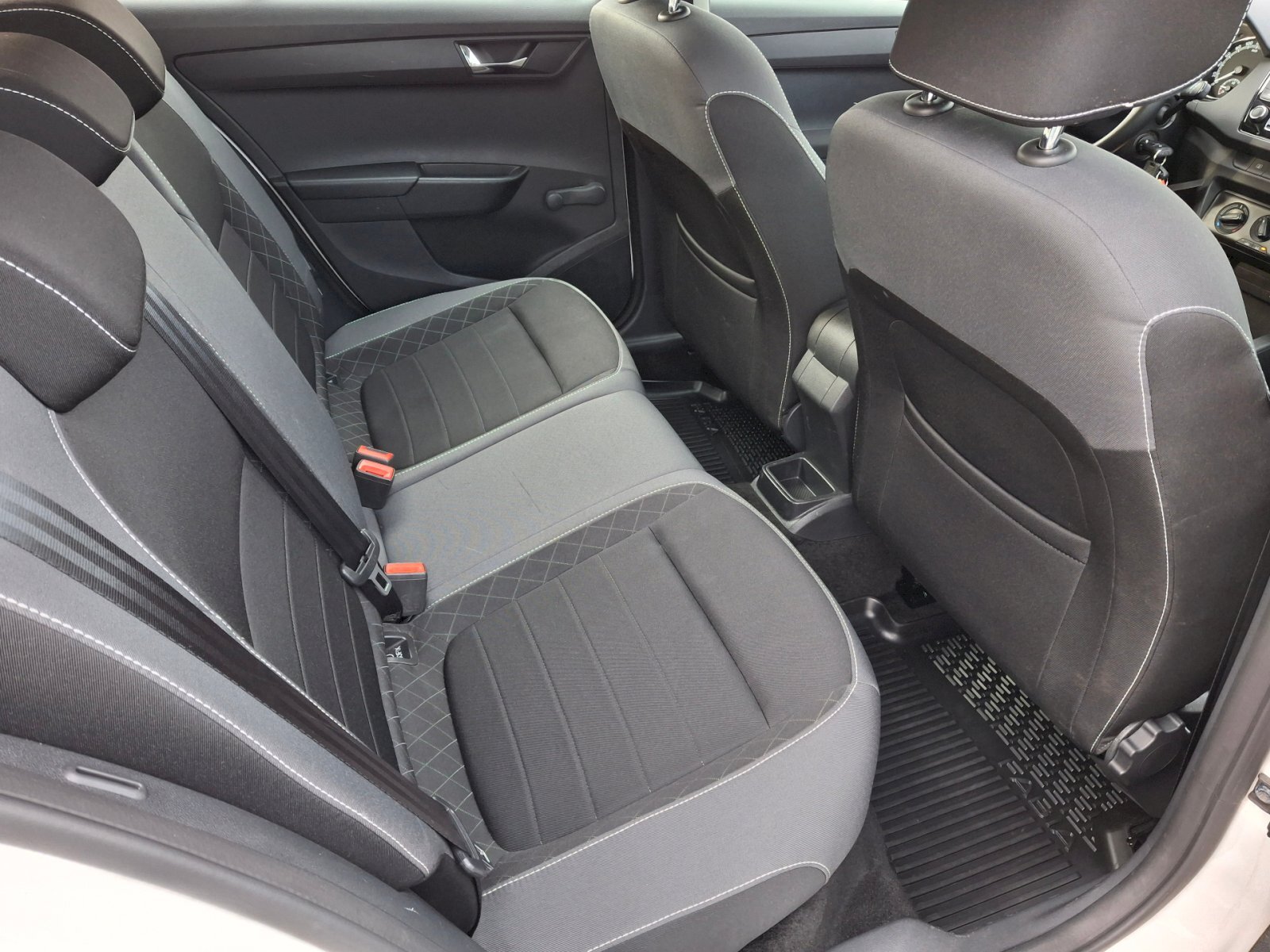 Škoda Fabia Kombi 999,0 70 kw