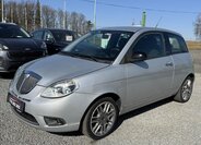 Lancia Y Hatchback 1,2 l 55 kw