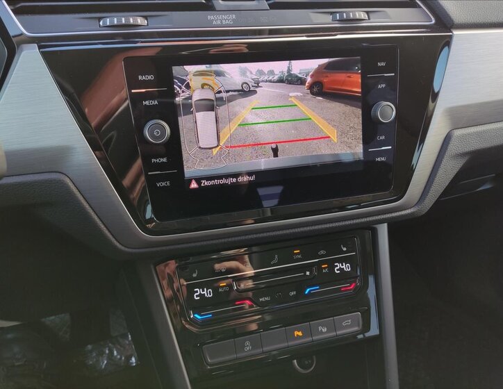 Volkswagen Touran MPV 1,5 l 110 kw