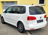 Volkswagen Touran 11