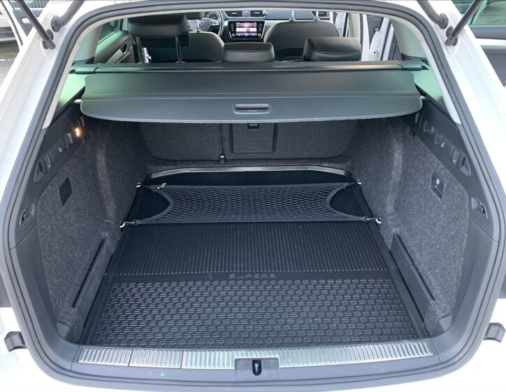 Škoda Superb Kombi 2,0 l 140 kw