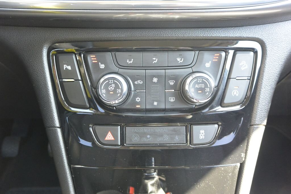 Opel Mokka SUV / Terénní 1,4 l 103 kw