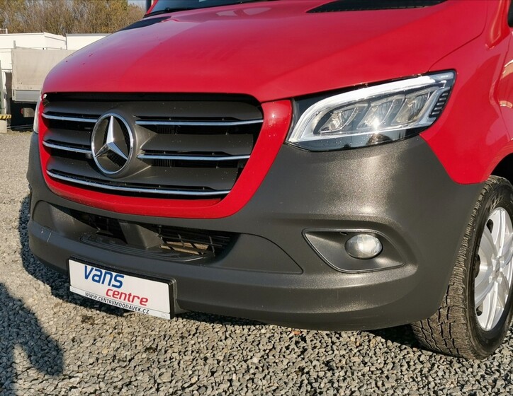 Mercedes-Benz Sprinter 27