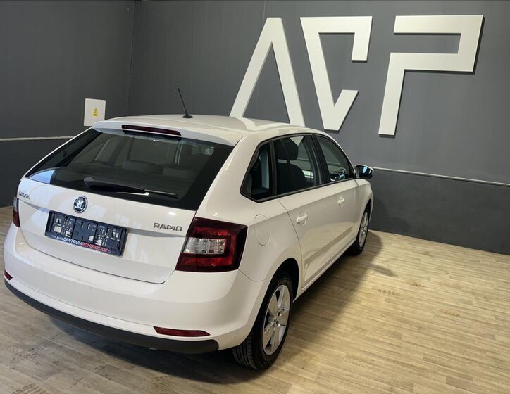 Škoda Rapid Hatchback 999,0 81 kw