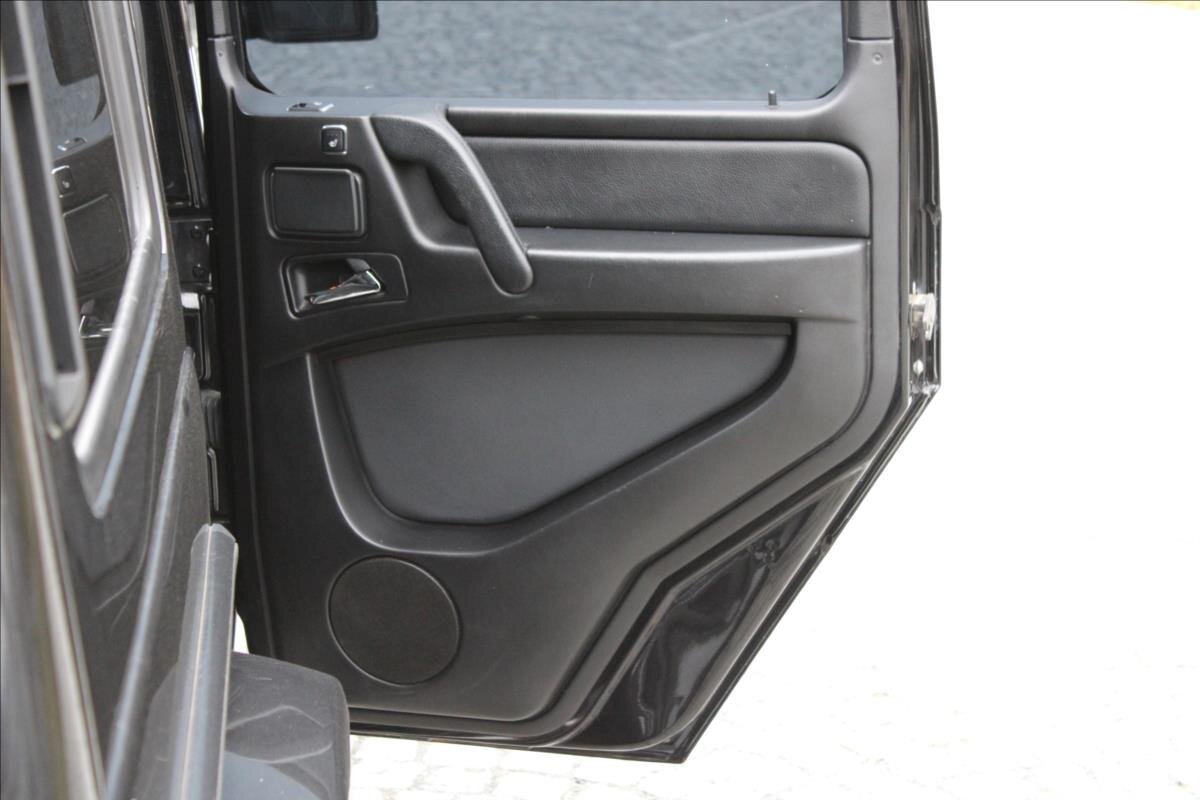 Mercedes-Benz Třídy G SUV / Terénní 3,0 l 155 kw