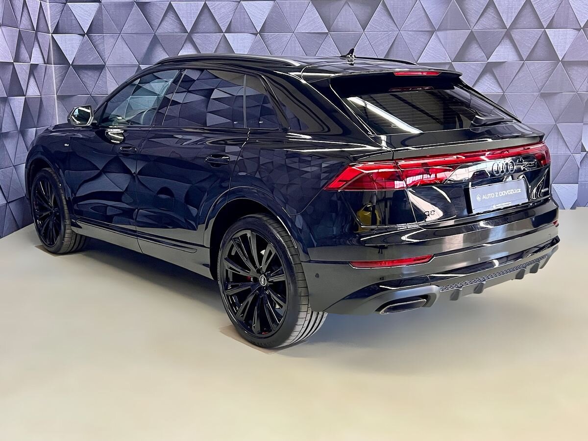 Audi Q8 SUV 3,0 l 210 kw
