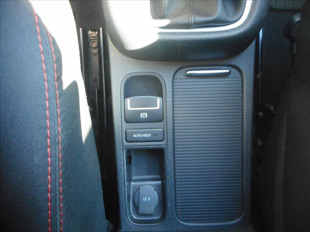 Volkswagen Sharan Kombi 2,0 l 110 kw