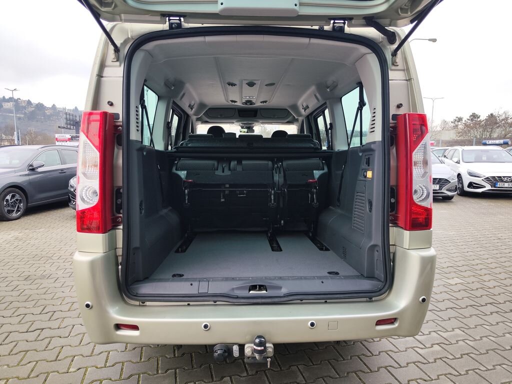 Citroën Jumpy MPV 2,0 l 120 kw