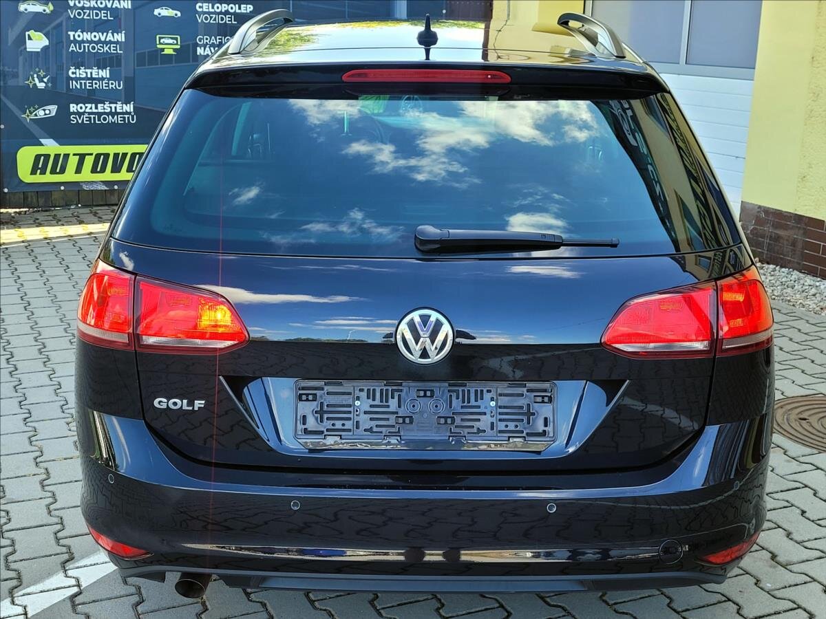 Volkswagen Golf Kombi 1,6 l 77 kw