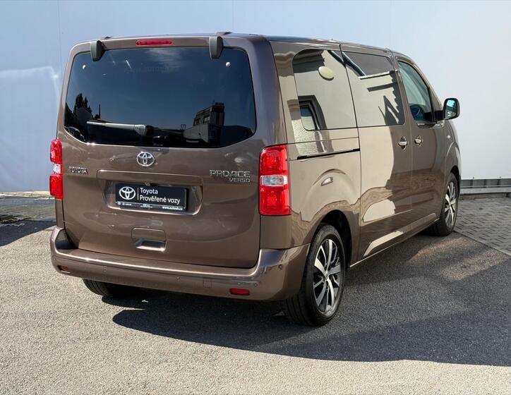 Toyota ProAce Verso 6