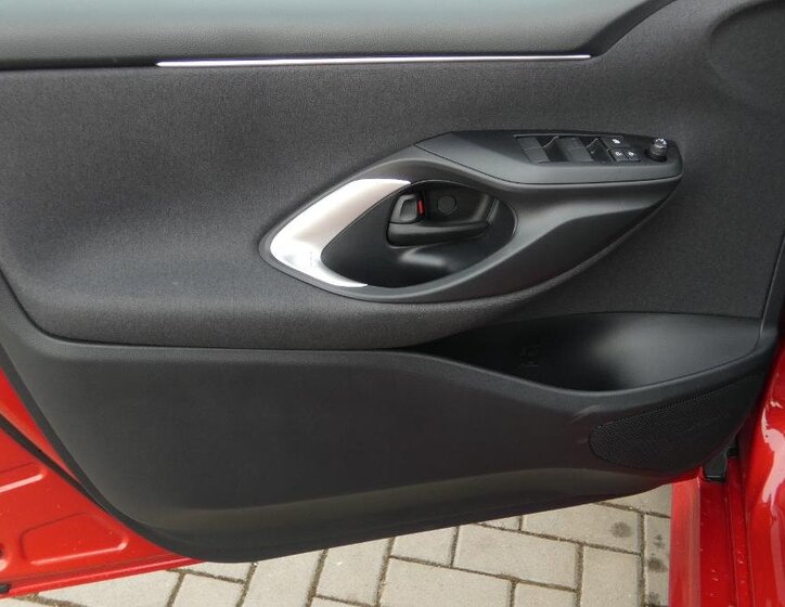 Mazda 2 Hatchback 1,5 l 68 kw