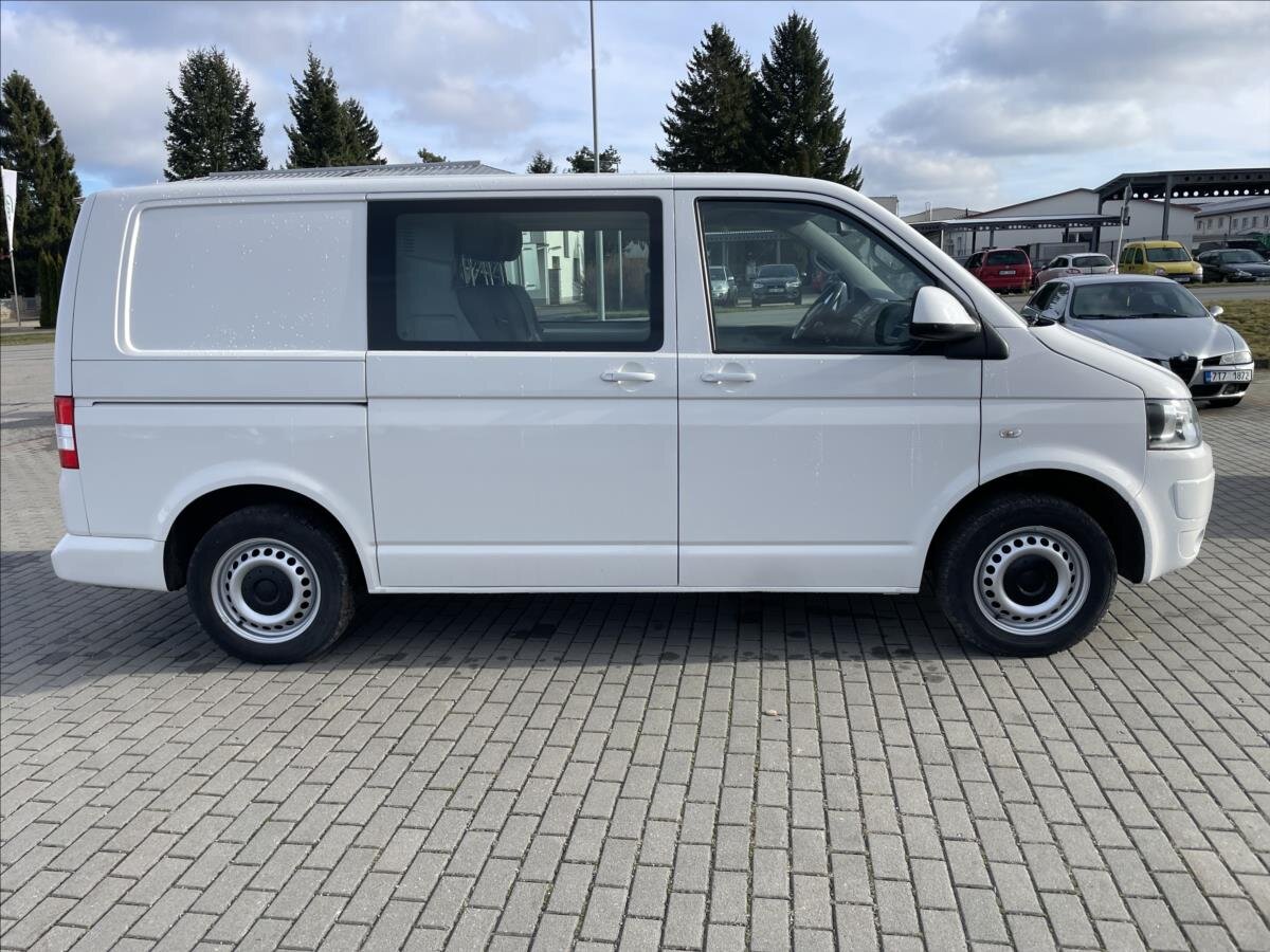 Volkswagen Transporter Kombi 2,0 l 75 kw