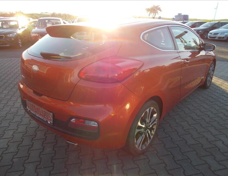 KIA Ceed 10