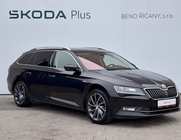 Škoda Superb 16