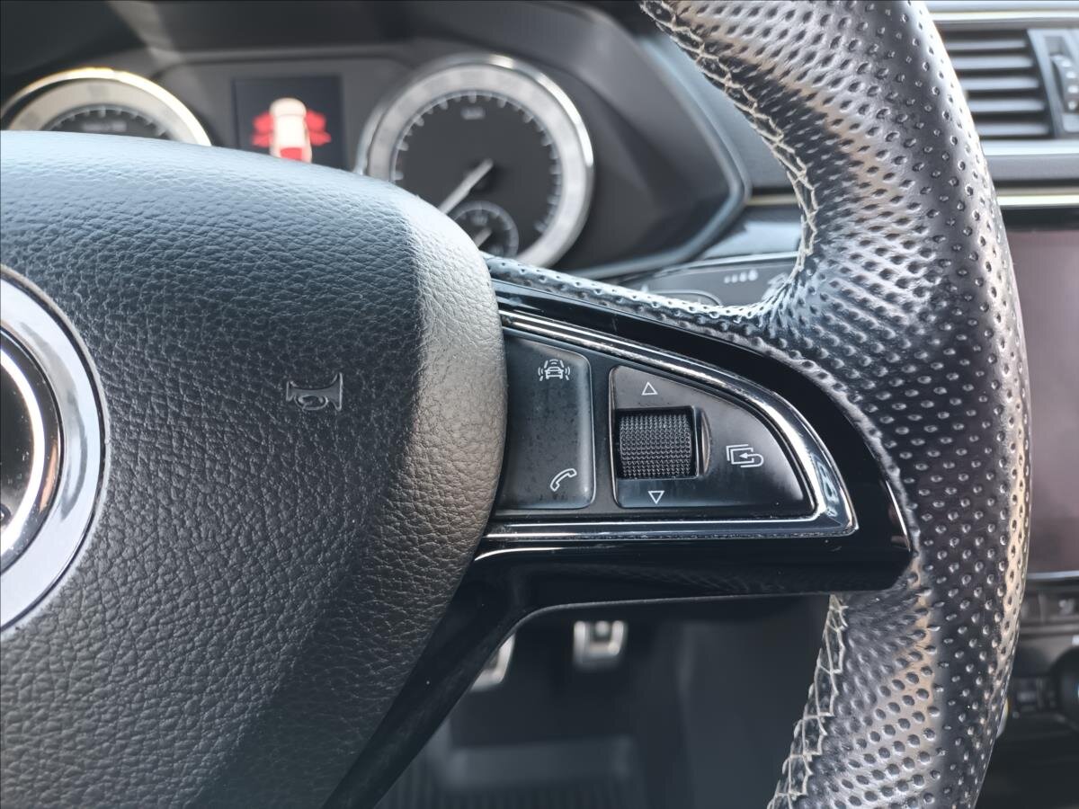 Škoda Superb Kombi 2,0 l 140 kw