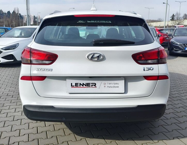 Hyundai i30 Kombi 1,6 l 85 kw