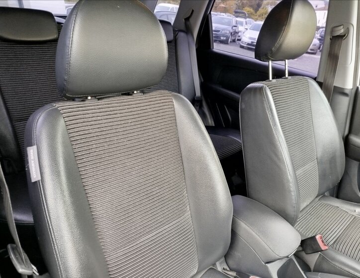 KIA Sportage SUV / Terénní 2,0 l 103 kw