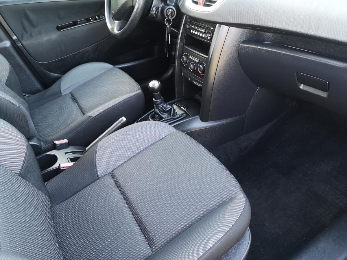 Peugeot 207 Hatchback 1,4 l 70 kw