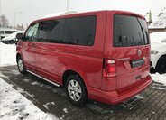 Volkswagen Transporter Kombi 2,0 l 62 kw