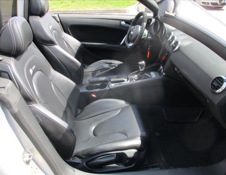 Audi TT Kabriolet 2,0 l 147 kw