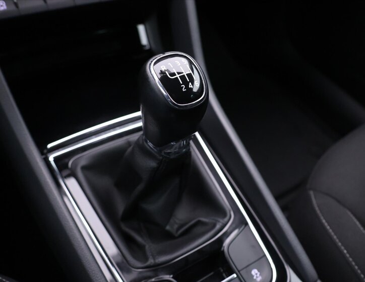 Škoda Karoq SUV / Terénní 2,0 l 85 kw