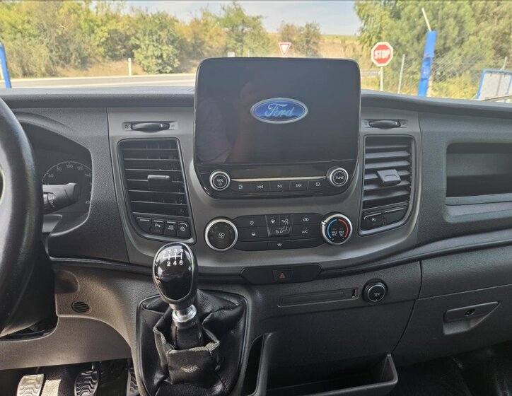 Ford Transit 10