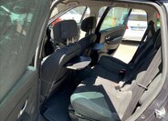 Renault Scénic Kombi 1,9 l 96 kw