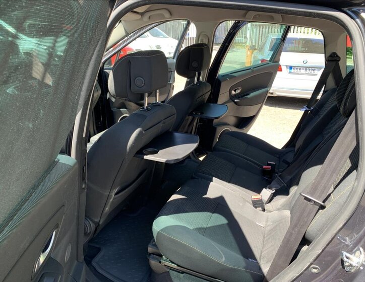 Renault Scénic Kombi 1,9 l 96 kw