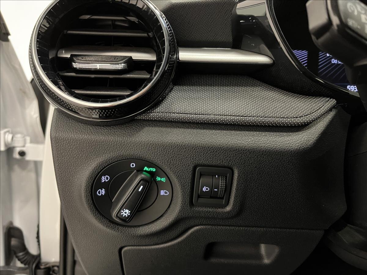 Škoda Fabia Hatchback 999,0 59 kw