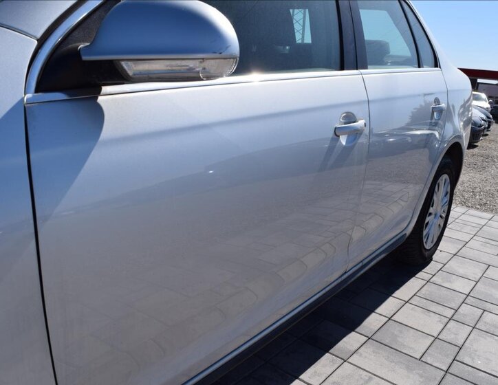 Volkswagen Jetta Kombi 1,4 l 90 kw