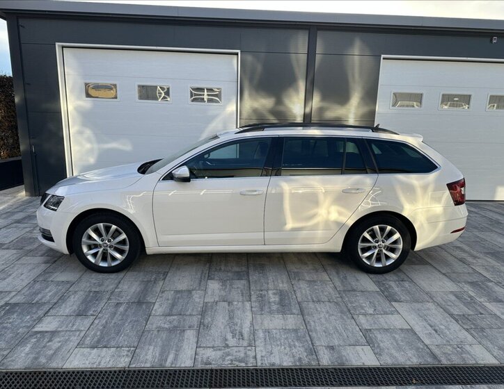 Škoda Octavia 9