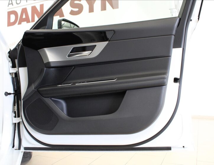 Jaguar XF Kombi 2,0 l 132 kw