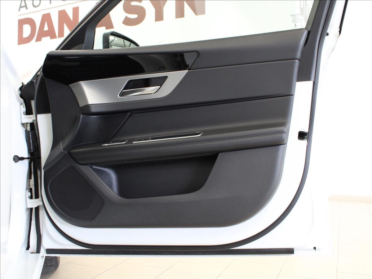 Jaguar XF Kombi 2,0 l 132 kw