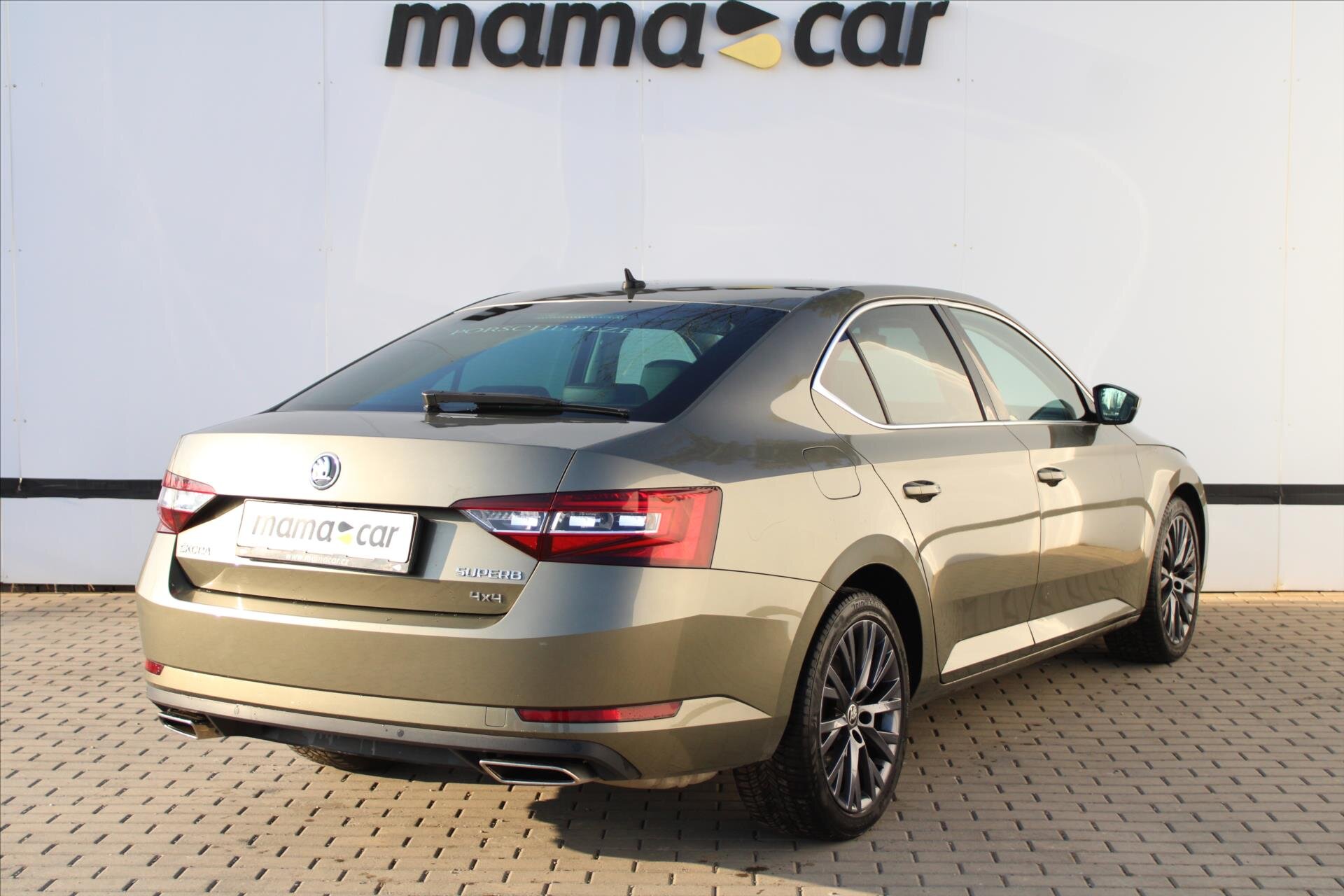 Škoda Superb Liftback 2,0 l 206 kw