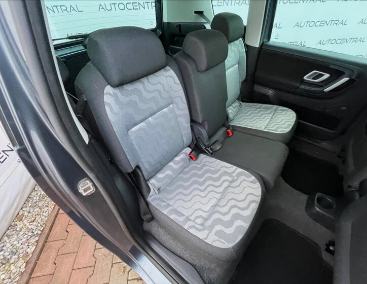 Škoda Roomster 20