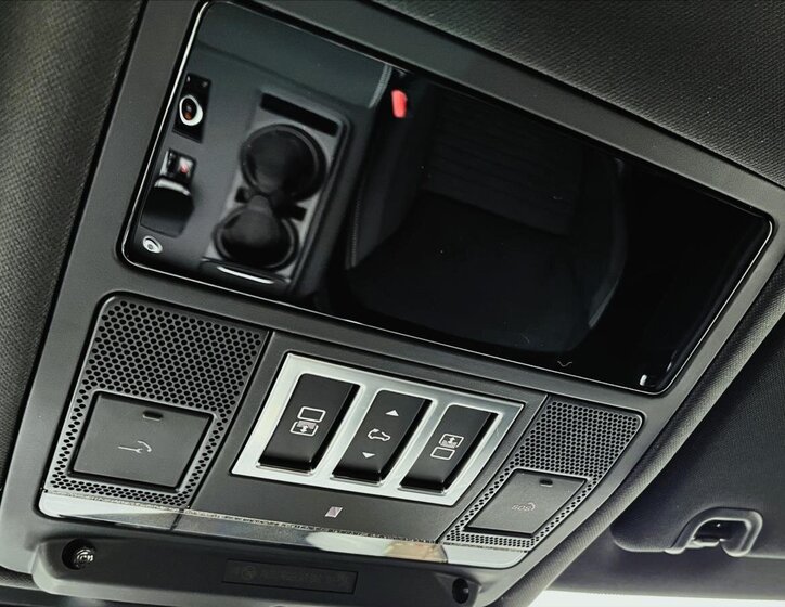 Land Rover Discovery SUV / Terénní 3,0 l 257 kw