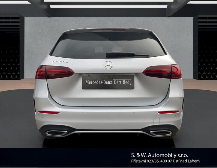 Mercedes-Benz Třídy B MPV 1,3 l 120 kw