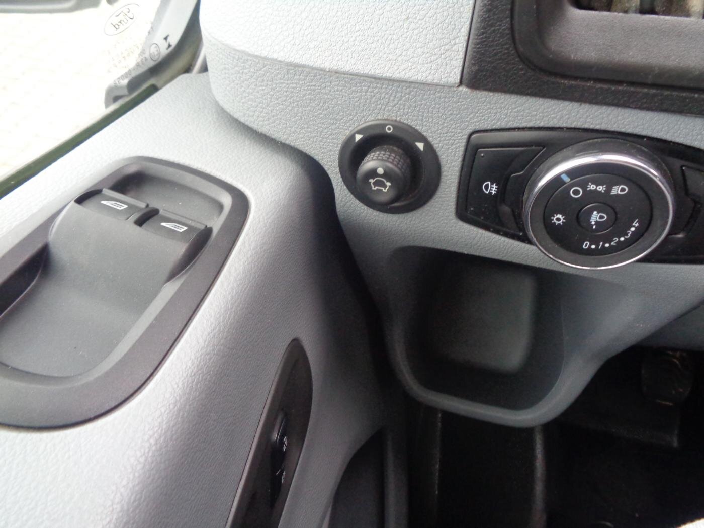 Ford Transit Sklápěč 2,2 l 92 kw