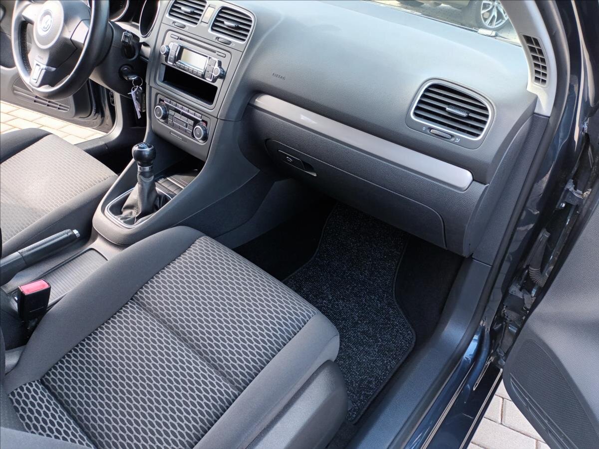 Volkswagen Golf Hatchback 1,4 l 59 kw