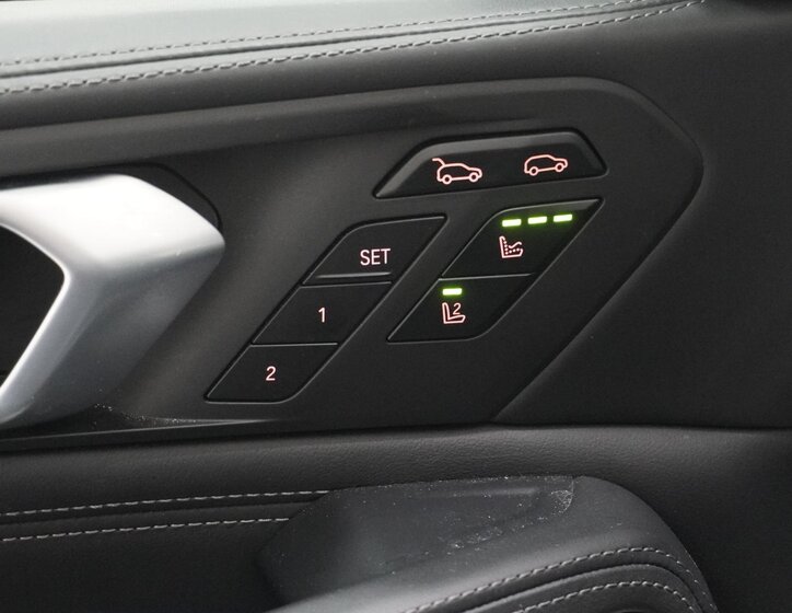 BMW X6 SUV 3,0 l 250 kw