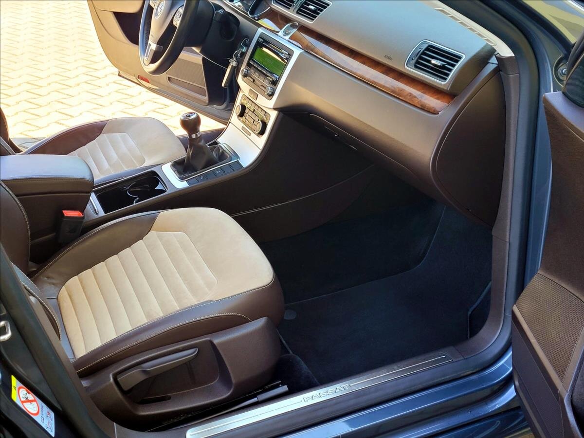 Volkswagen Passat Kombi 1,4 l 90 kw