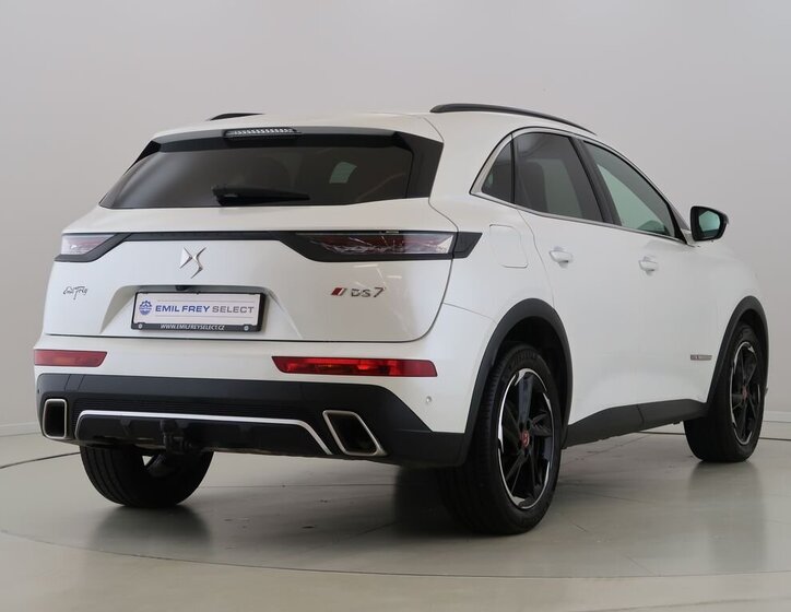 DS Automobiles DS7 Crossback SUV / Terénní 1,6 l 133 kw