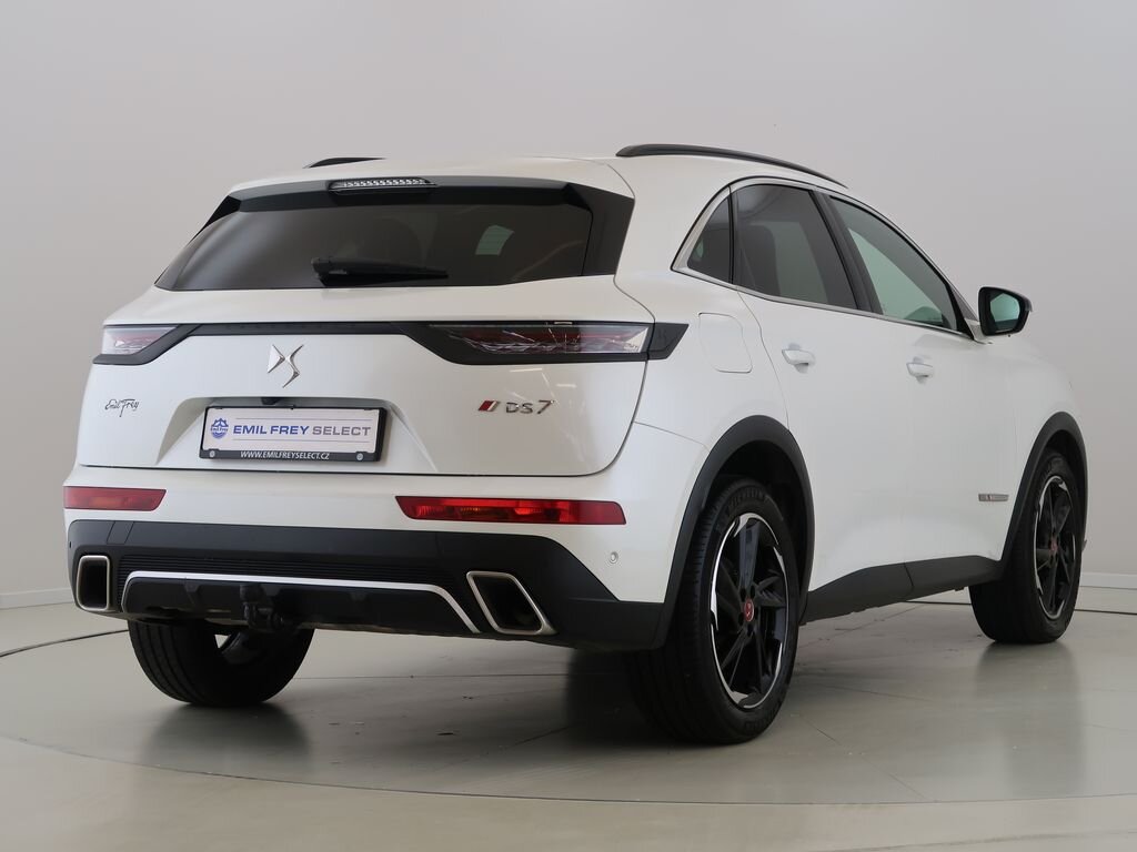 DS Automobiles DS7 Crossback SUV / Terénní 1,6 l 133 kw