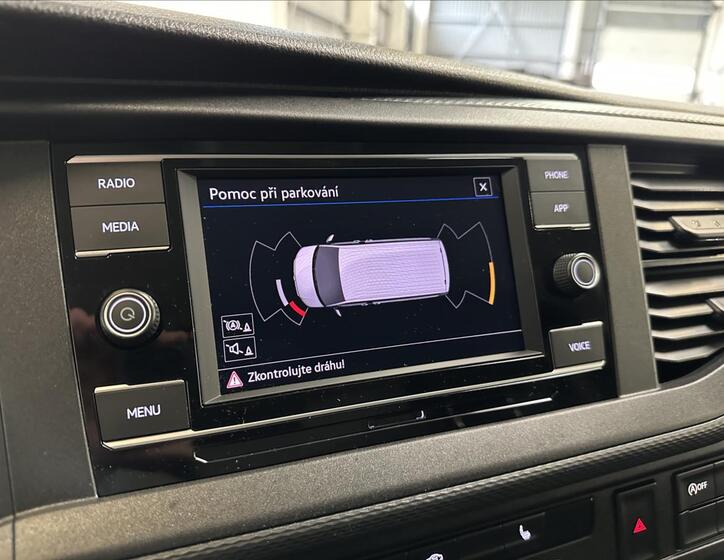 Volkswagen Transporter 9