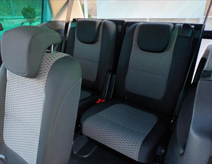 Volkswagen Sharan MPV 2,0 l 103 kw