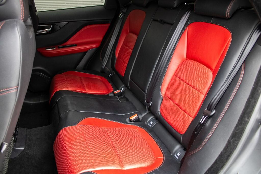 Jaguar F-Pace SUV 3,0 l 221 kw