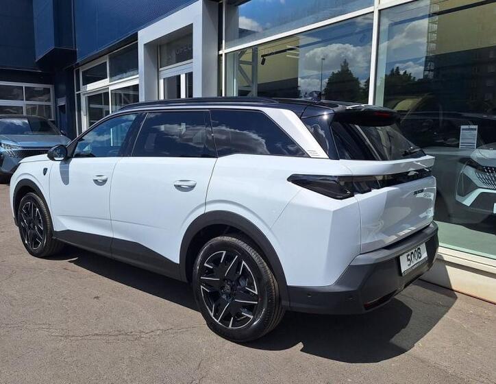Peugeot 5008 4
